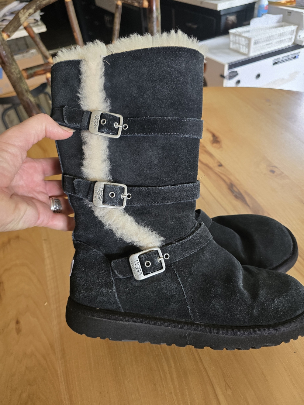 O UGG Women's Black Suede Shearling Buckle Boots Size 6
